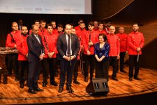 Тема патриотизма в азербайджанском искусстве – посвящается Дню Победы (ФОТО)