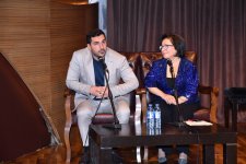 Тема патриотизма в азербайджанском искусстве – посвящается Дню Победы (ФОТО)