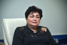 В Баку состоялась конференция на тему "Правильное применение норм азербайджанского литературного языка в медиа" (ФОТО) (Обновлено)