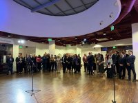 Азербайджанский ковер передан в дар музею Польши накануне Дня Победы (ФОТО)