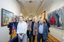 В Национальном музее искусств Азербайджана открылась выставка "Цвета Победы" (ФОТО)