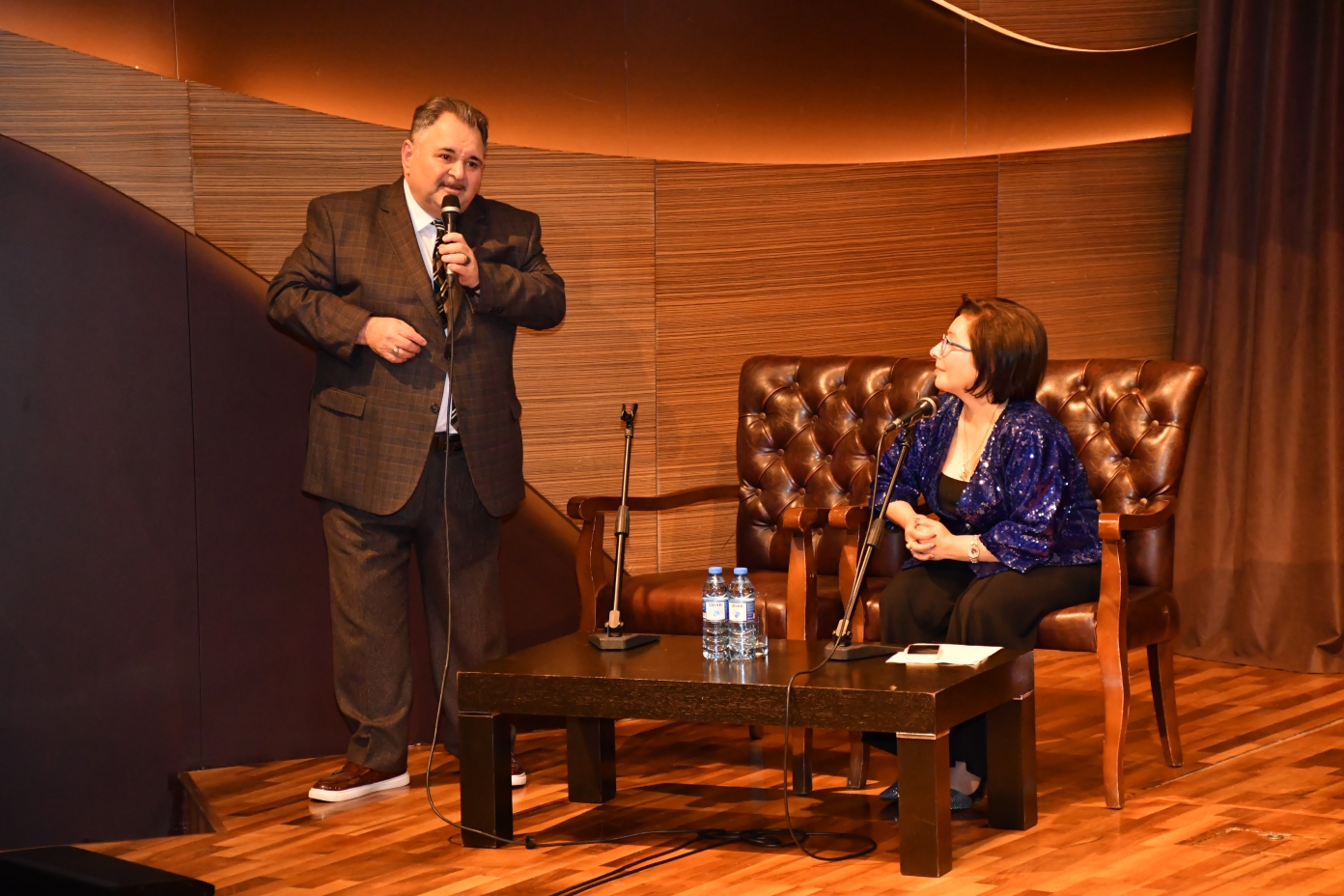 Тема патриотизма в азербайджанском искусстве – посвящается Дню Победы (ФОТО)