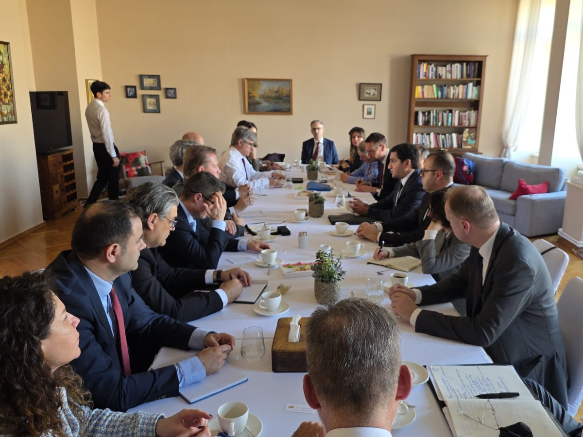 Обсуждено развитие сотрудничества между НАТО и Азербайджаном (ФОТО)