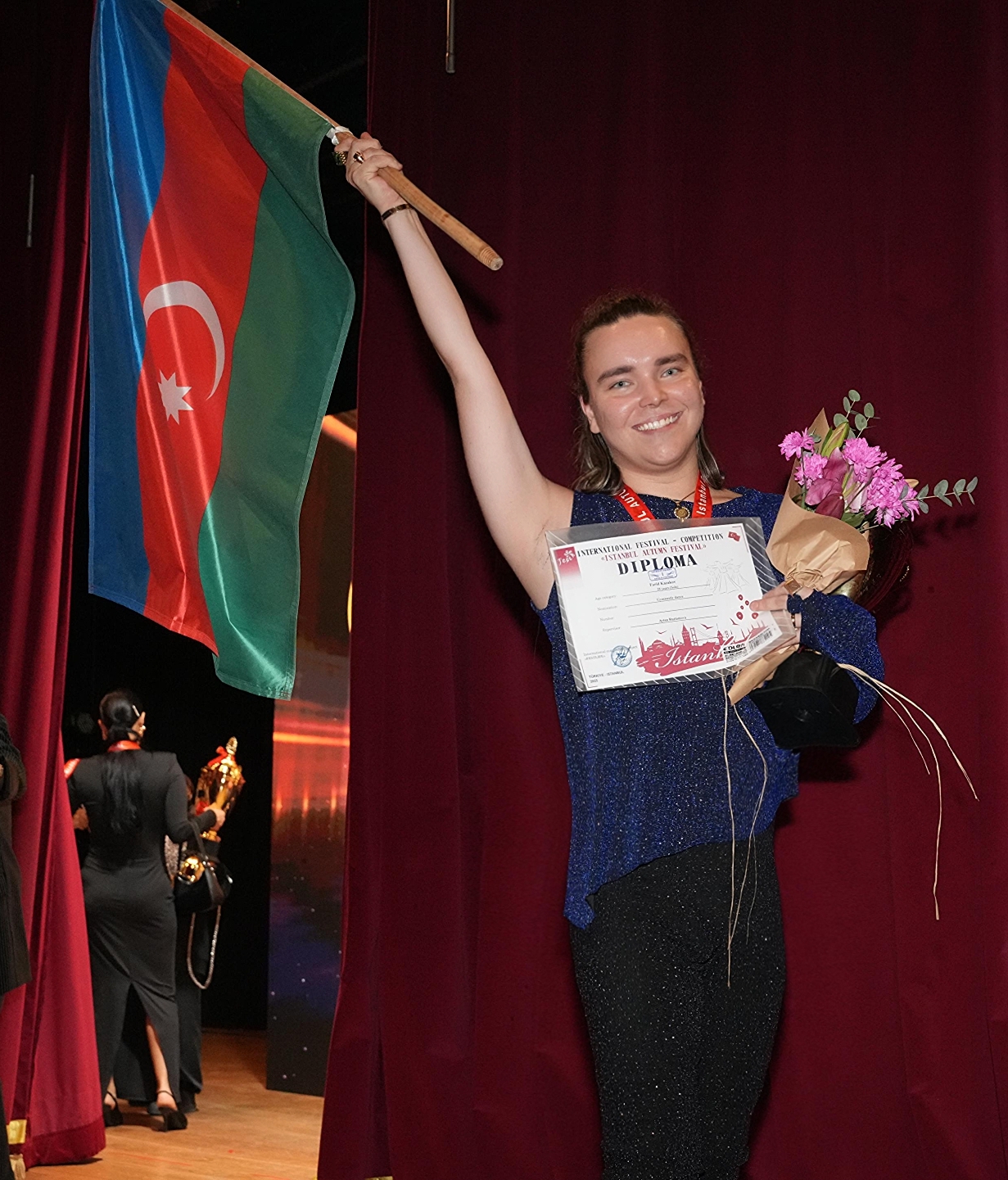 Азербайджанский танцор стал победителем международного конкурса в Стамбуле (ФОТО)