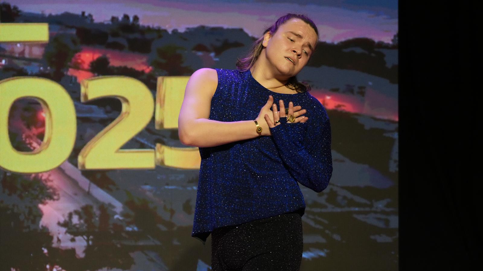 Азербайджанский танцор стал победителем международного конкурса в Стамбуле (ФОТО)