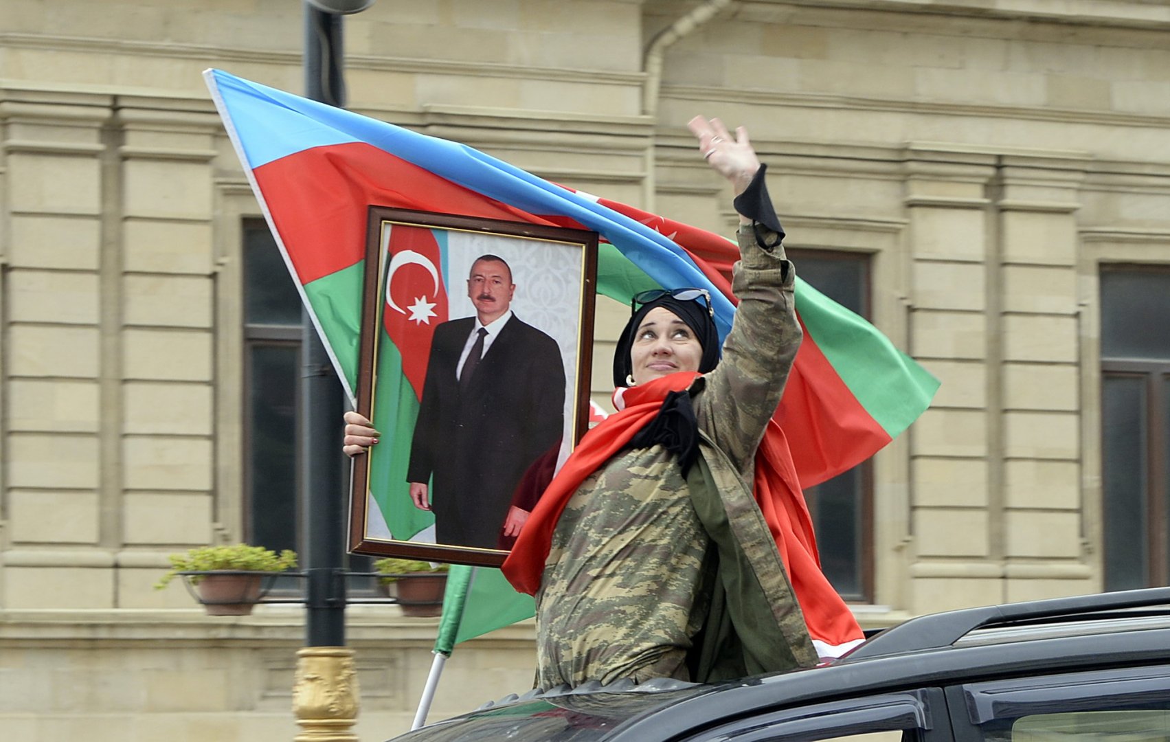 Объектив Победы Азербайджана - фоторепортер провёл 35 из 44 дней на передовой (ФОТО)