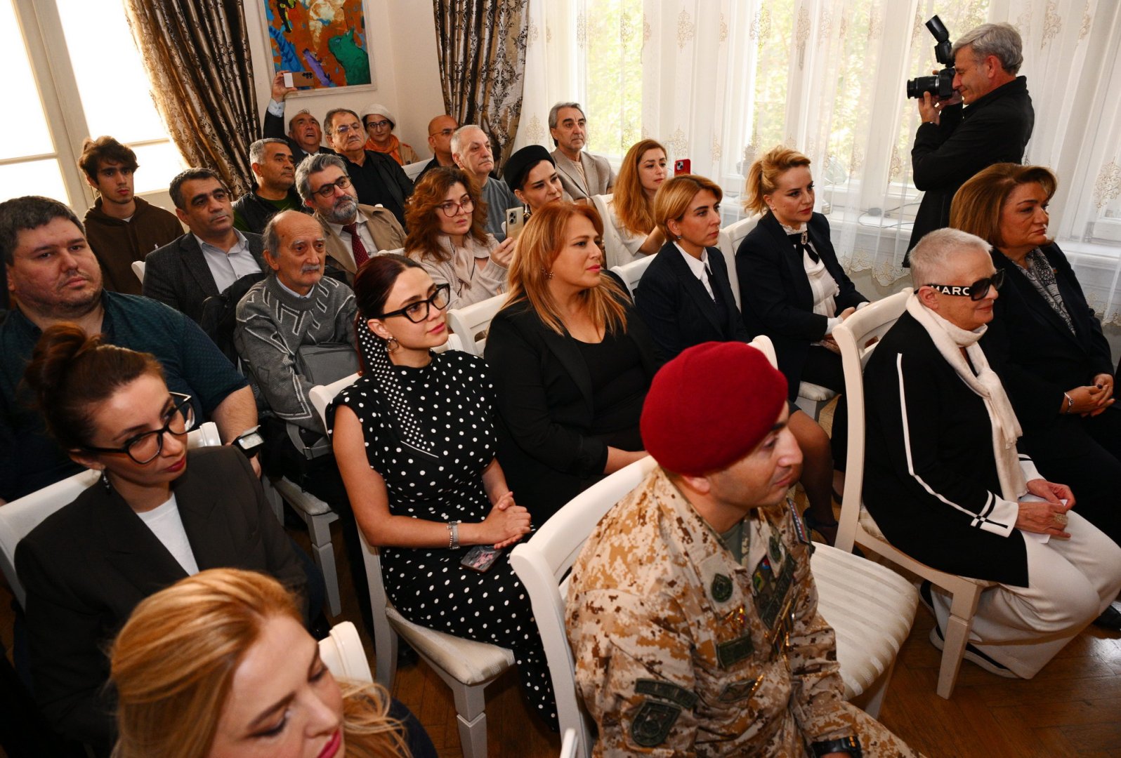 Объектив Победы Азербайджана - фоторепортер провёл 35 из 44 дней на передовой (ФОТО)