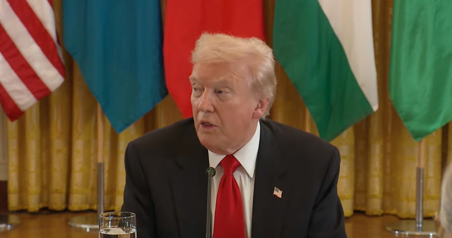 Успех в урегулировании конфликта между Арменией и Азербайджаном удивил Путина - Дональд Трамп