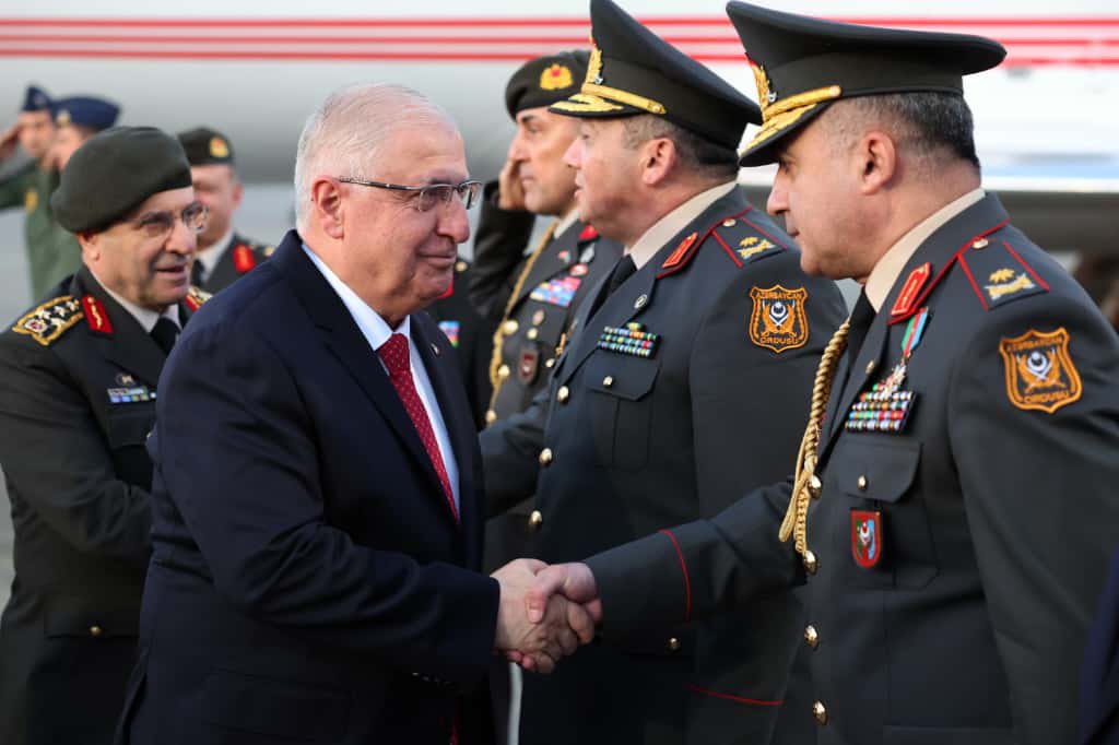 Яшар Гюлер прибыл с визитом в Азербайджан