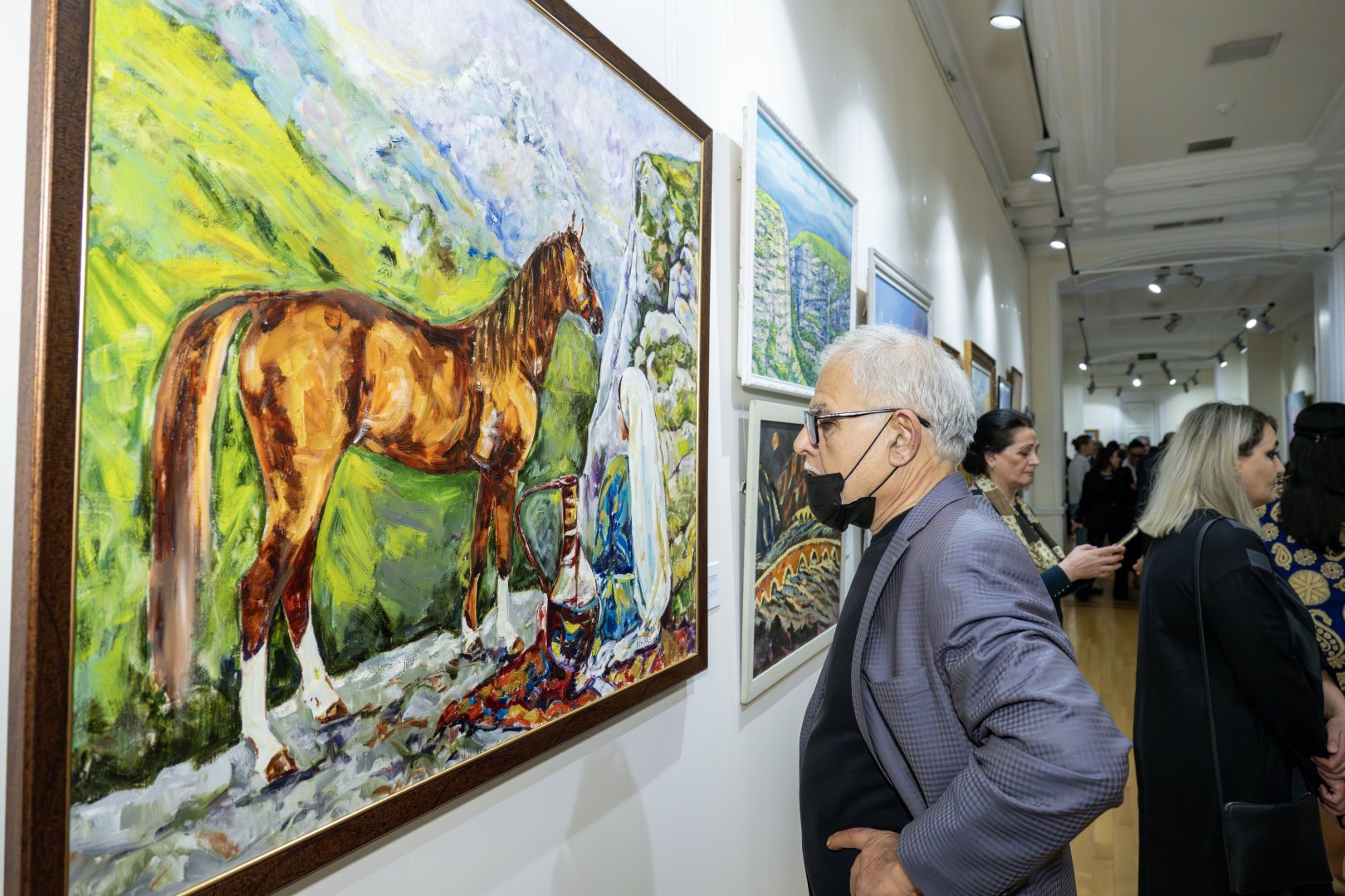 В Национальном музее искусств Азербайджана открылась выставка "Цвета Победы" (ФОТО)