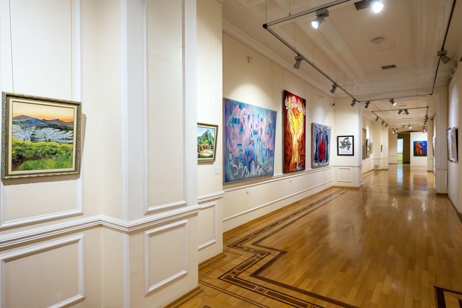 В Национальном музее искусств Азербайджана открылась выставка "Цвета Победы" (ФОТО)