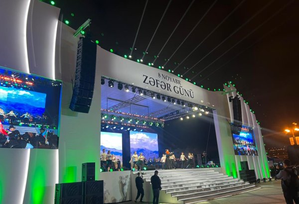 В Баку проходит праздничный концерт, посвященный Дню Победы (ФОТО/ВИДЕО)