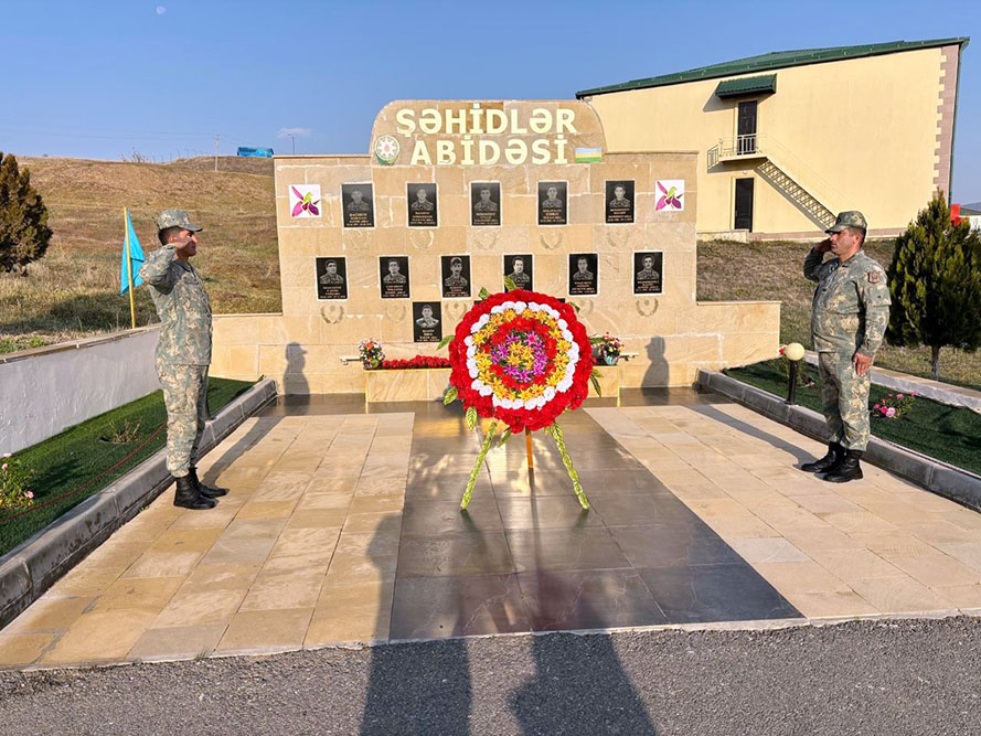 В Азербайджанской Армии торжественно отмечена пятая годовщина со Дня Победы (ФОТО)