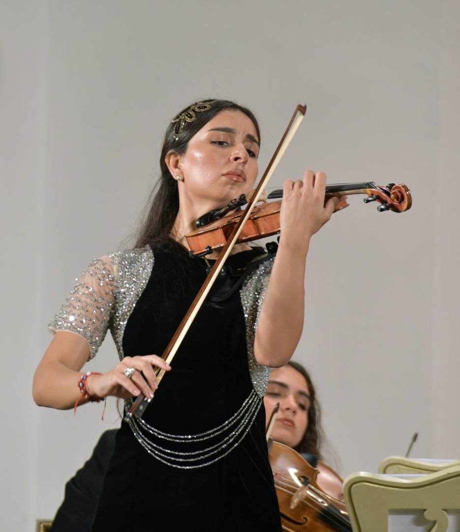 BIAF 2025 в Баку – вечер виртуозов с участием всемирно известного Маэстро Дмитрия Ситковецкого покорил сердца (ФОТО)