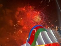 В Баку отметили День Победы грандиозным фейерверком (ФОТО/ВИДЕО)