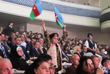 В Гянджинской филармонии состоялся концерт "Вечное братство", посвящённый Дню Победы (ФОТО)