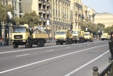В Баку прошел военный парад, посвященный пятой годовщине Победы в Отечественной войне (ФОТО/ВИДЕО)