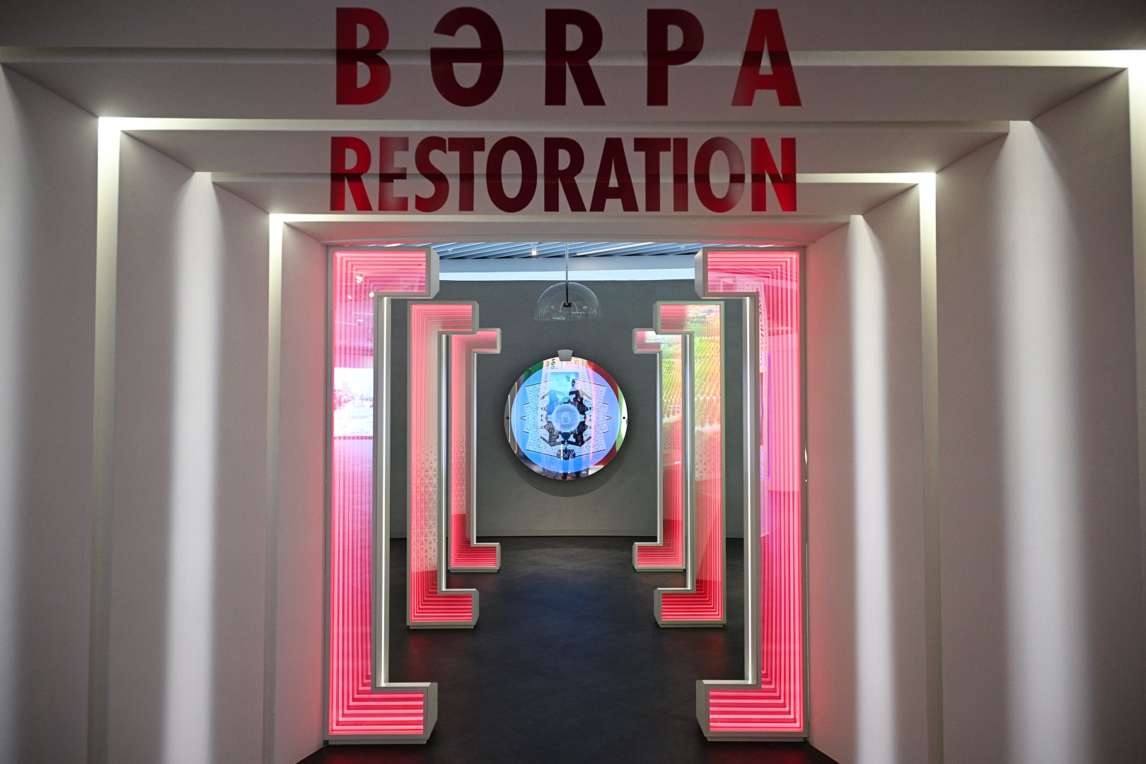 Президент Ильхам Алиев и Первая леди Мехрибан Алиева посетили мемориал Победы в Баку и приняли участие в открытии Музея Победы (ФОТО/ВИДЕО)