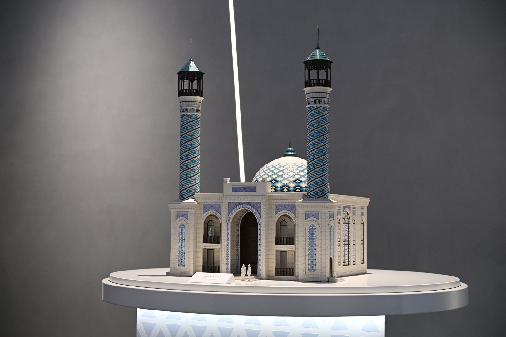 Президент Ильхам Алиев и Первая леди Мехрибан Алиева посетили мемориал Победы в Баку и приняли участие в открытии Музея Победы (ФОТО/ВИДЕО)