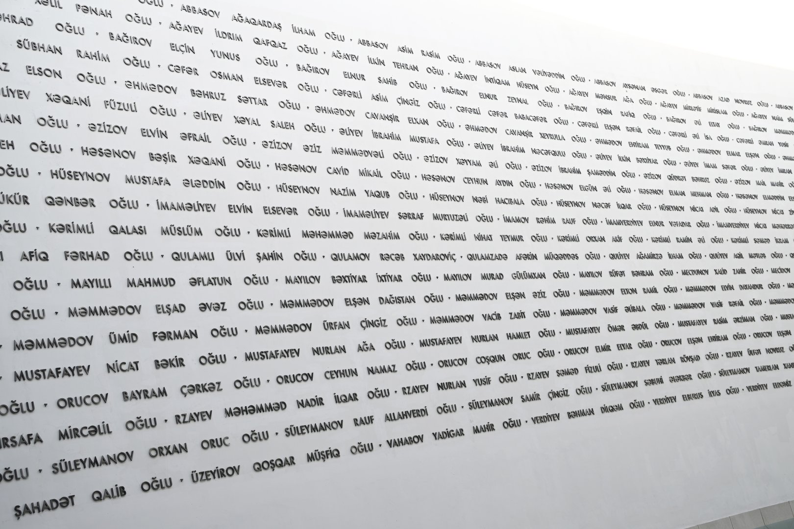 Президент Ильхам Алиев и Первая леди Мехрибан Алиева посетили мемориал Победы в Баку и приняли участие в открытии Музея Победы (ФОТО/ВИДЕО)