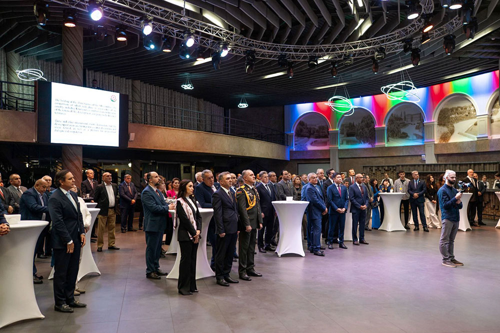 В представительствах Азербайджана за рубежом отмечена пятая годовщина Победы (ФОТО)