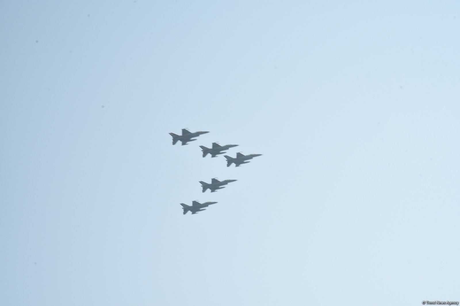 В Баку прошел военный парад, посвященный пятой годовщине Победы в Отечественной войне (ФОТО/ВИДЕО)