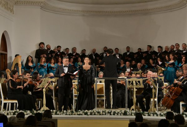 Память героев и сила музыки: в Филармонии прошёл концерт в честь Дня Победы Азербайджана (ФОТО)