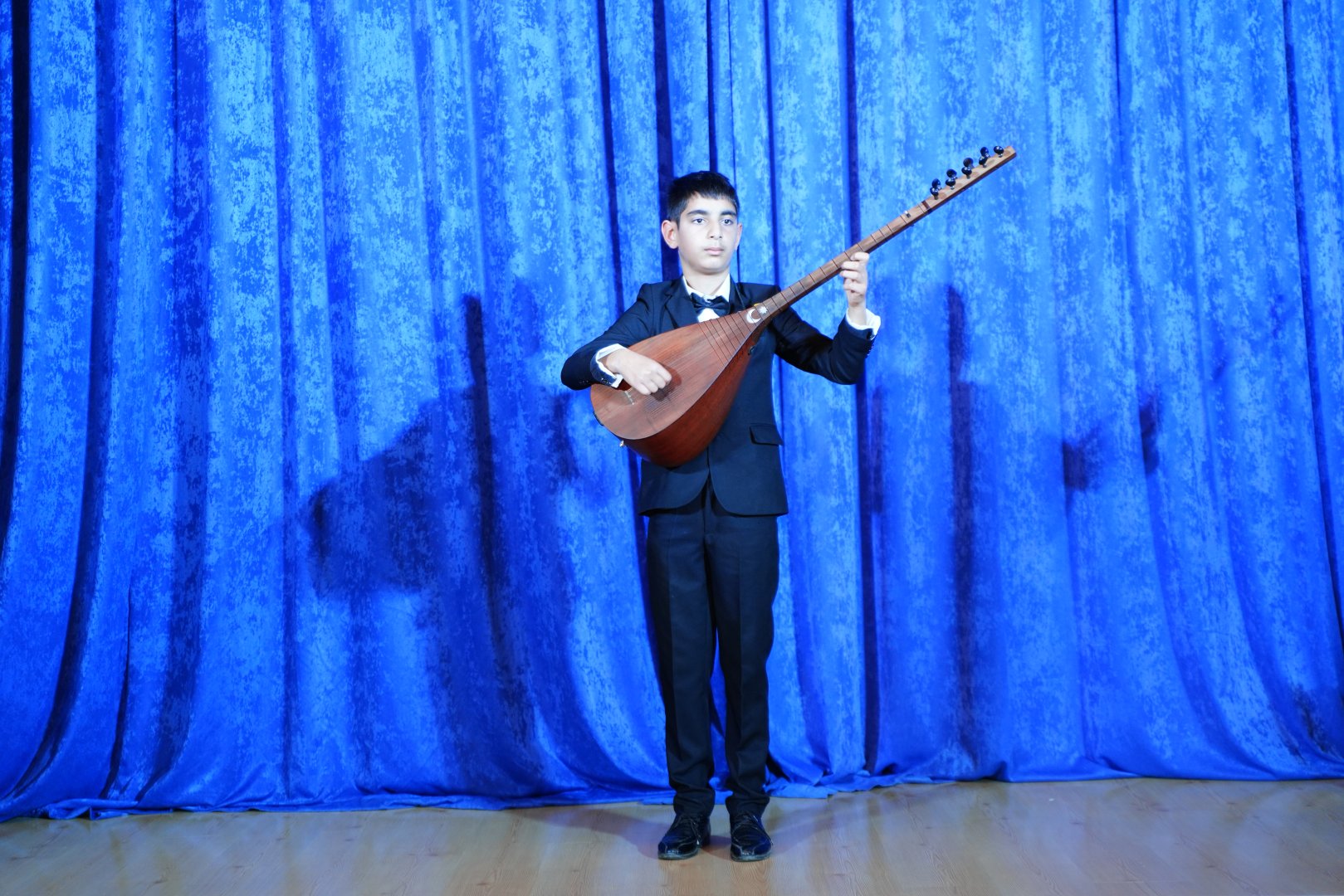 Как дети отмечают День Победы и День Государственного флага Азербайджана (ФОТО)