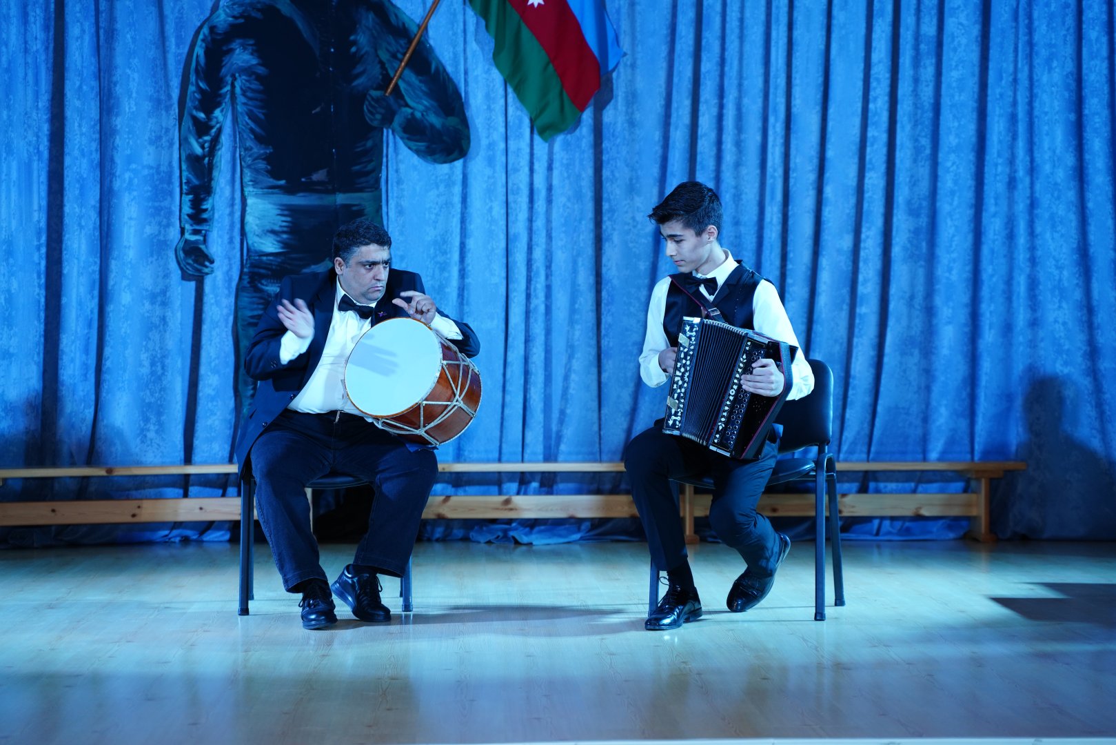 Как дети отмечают День Победы и День Государственного флага Азербайджана (ФОТО)