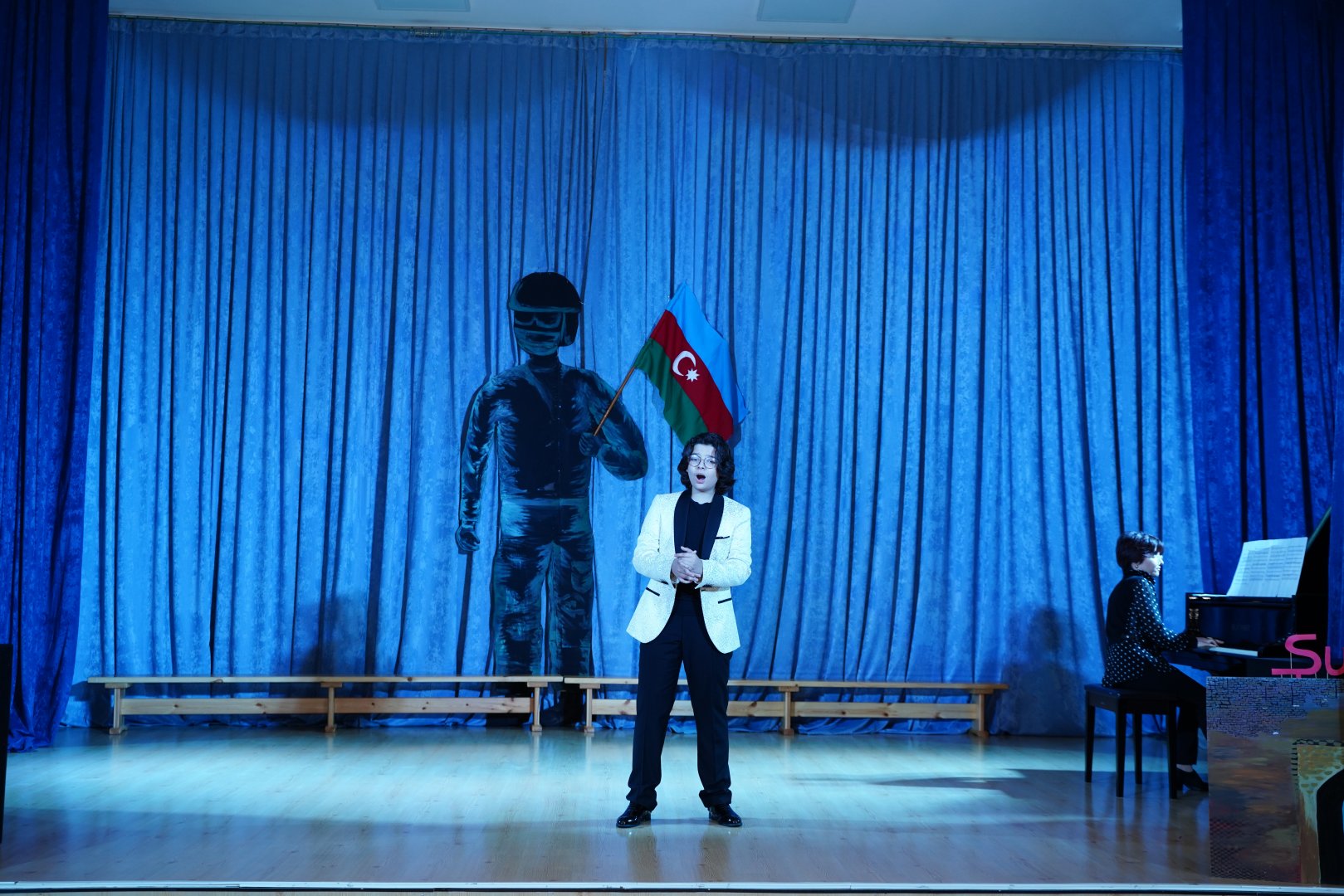 Как дети отмечают День Победы и День Государственного флага Азербайджана (ФОТО)