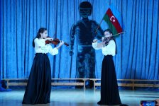 Как дети отмечают День Победы и День Государственного флага Азербайджана (ФОТО)