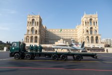 Президент Ильхам Алиев, Первая леди Мехрибан Алиева, Реджеп Тайип Эрдоган и Мухаммад Шахбаз Шариф приняли участие в Военном параде, посвященном пятой годовщине Победы в Отечественной войне (ФОТО/ВИДЕО)