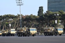 Президент Ильхам Алиев, Первая леди Мехрибан Алиева, Реджеп Тайип Эрдоган и Мухаммад Шахбаз Шариф приняли участие в Военном параде, посвященном пятой годовщине Победы в Отечественной войне (ФОТО/ВИДЕО)