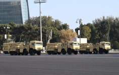 Президент Ильхам Алиев, Первая леди Мехрибан Алиева, Реджеп Тайип Эрдоган и Мухаммад Шахбаз Шариф приняли участие в Военном параде, посвященном пятой годовщине Победы в Отечественной войне (ФОТО/ВИДЕО)