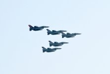 Президент Ильхам Алиев, Первая леди Мехрибан Алиева, Реджеп Тайип Эрдоган и Мухаммад Шахбаз Шариф приняли участие в Военном параде, посвященном пятой годовщине Победы в Отечественной войне (ФОТО/ВИДЕО)