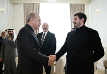 Президент Ильхам Алиев, Первая леди Мехрибан Алиева, Реджеп Тайип Эрдоган и Мухаммад Шахбаз Шариф приняли участие в Военном параде, посвященном пятой годовщине Победы в Отечественной войне (ФОТО/ВИДЕО)