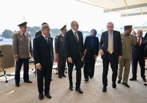 Президент Ильхам Алиев, Первая леди Мехрибан Алиева, Реджеп Тайип Эрдоган и Мухаммад Шахбаз Шариф приняли участие в Военном параде, посвященном пятой годовщине Победы в Отечественной войне (ФОТО/ВИДЕО)