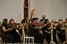 Память героев и сила музыки: в Филармонии прошёл концерт в честь Дня Победы Азербайджана (ФОТО)