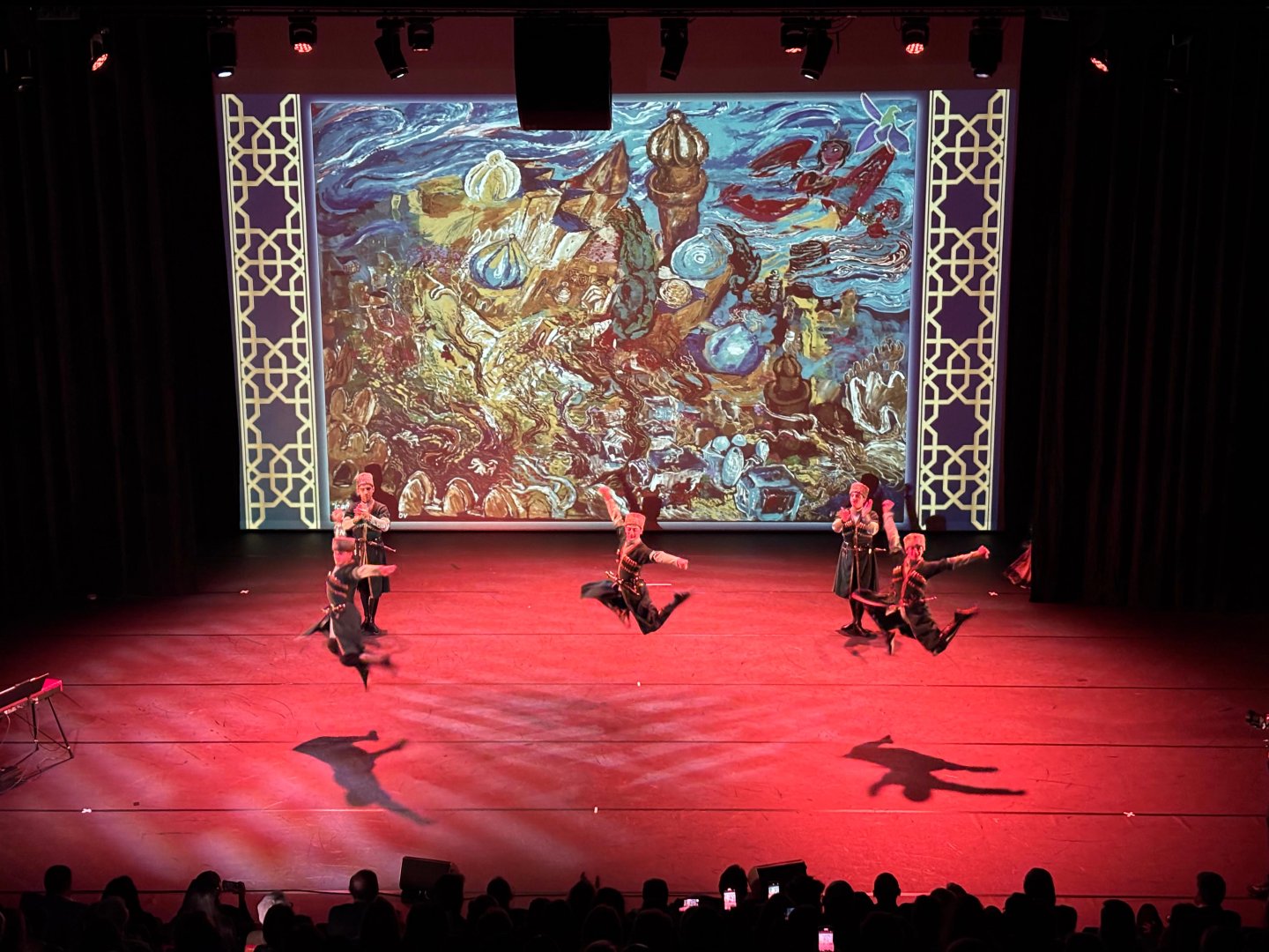 В Нидерландах с большим энтузиазмом отметили День Победы Азербайджана (ФОТО)