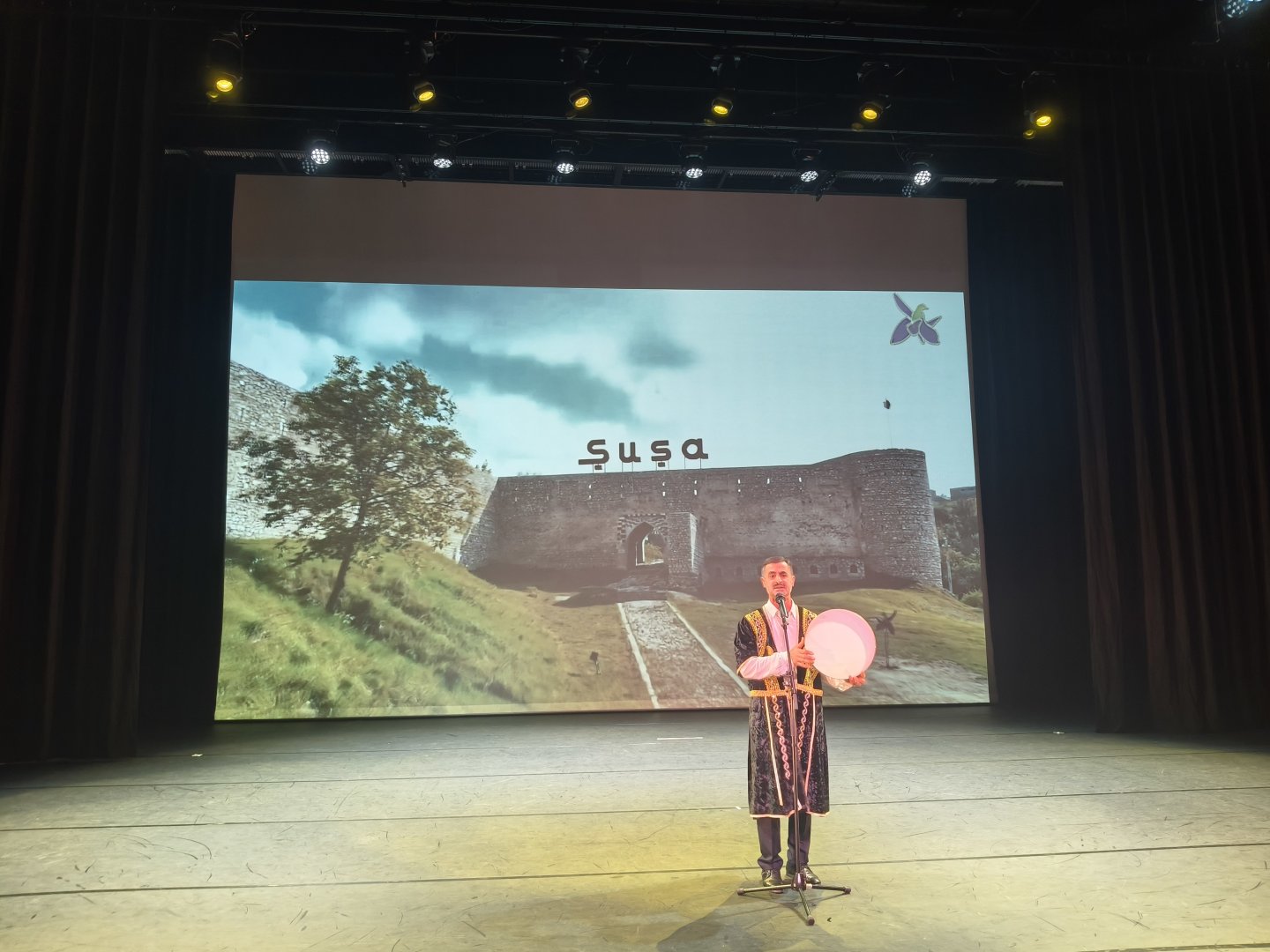 В Нидерландах с большим энтузиазмом отметили День Победы Азербайджана (ФОТО)