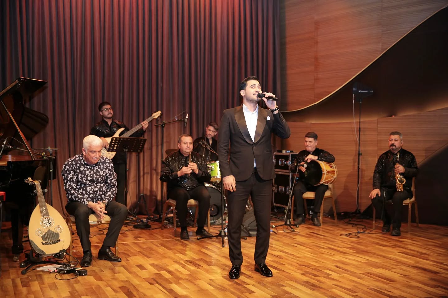 В Баку прошел вечер патриотической музыки "Наша славная история Победы" (ФОТО)