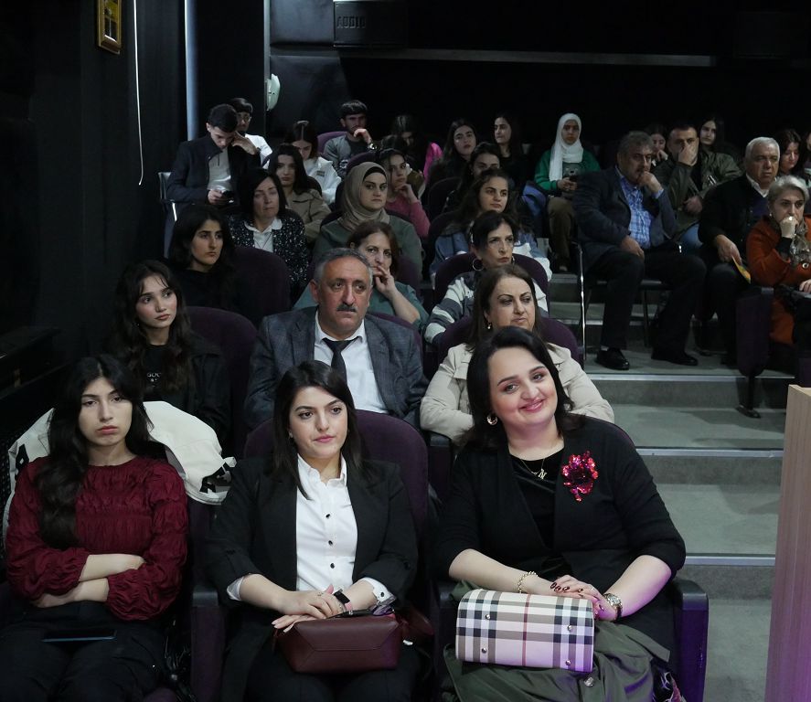 В Лянкяране прошли Дни современного кино (ФОТО)