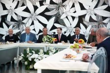 Отмечен юбилей видного исполнителя мугама, народного артиста Азербайджана Агасалима Абдуллаева (ФОТО)