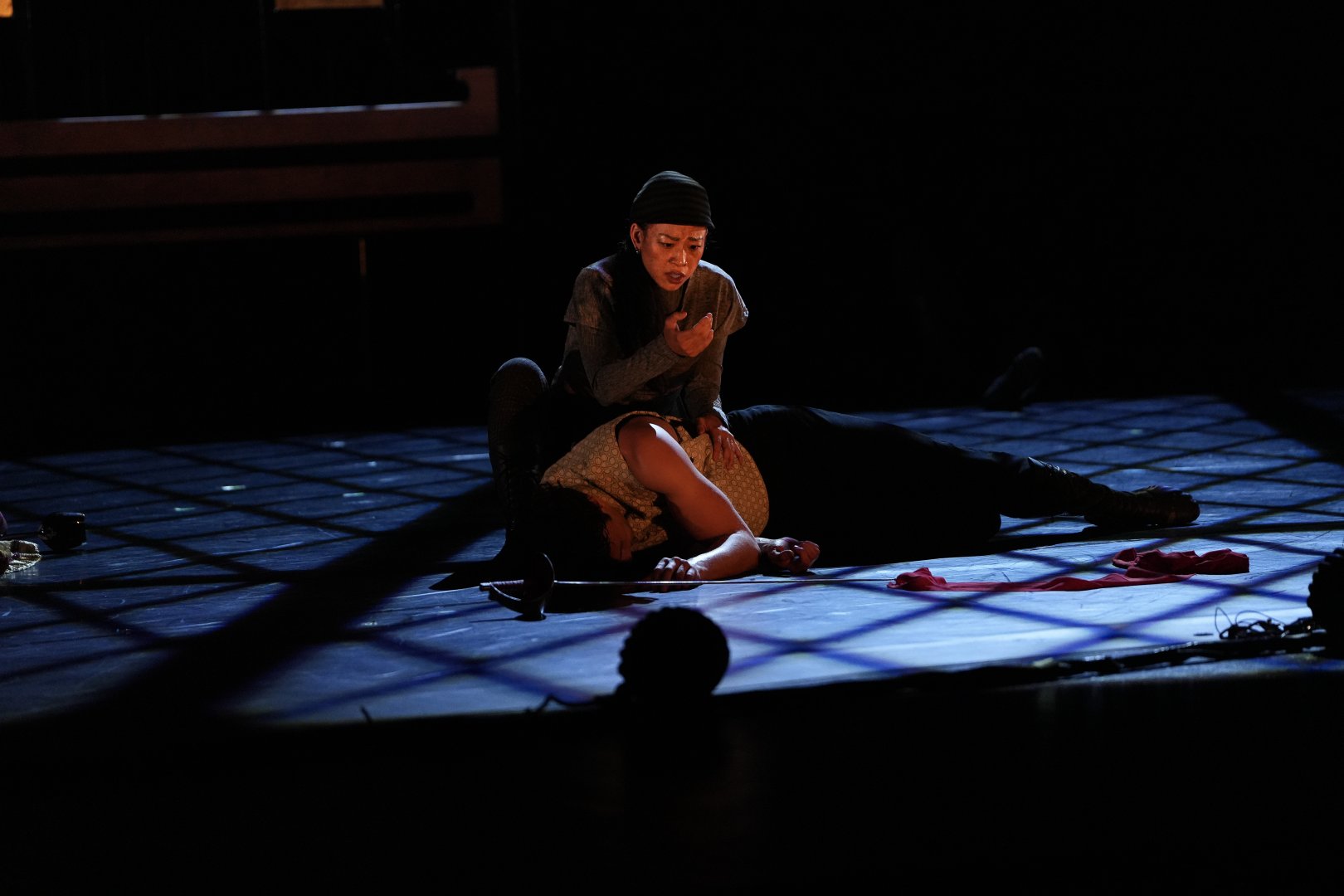 Потрясающая премьера в Баку! "Гамлет – Принц Датский" Робера Лепажа – магия танца и драмы (ФОТО)