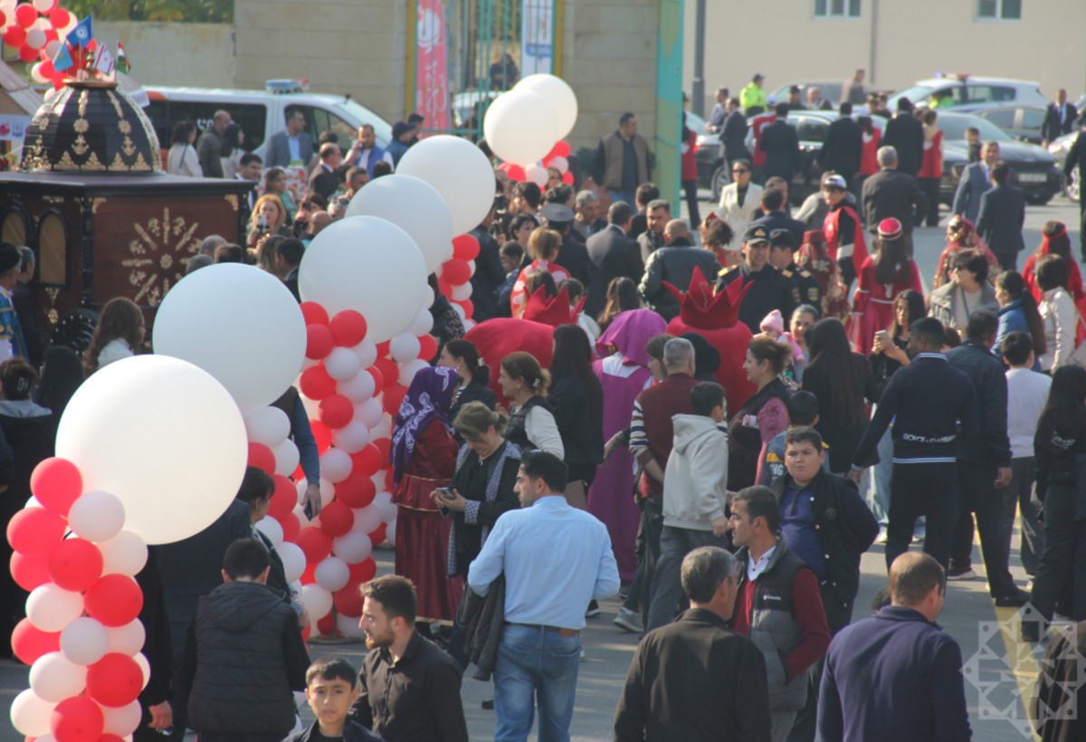 В Гёйчае прошел XVI Фестиваль граната – красочный праздник и символ Азербайджана (ФОТО)