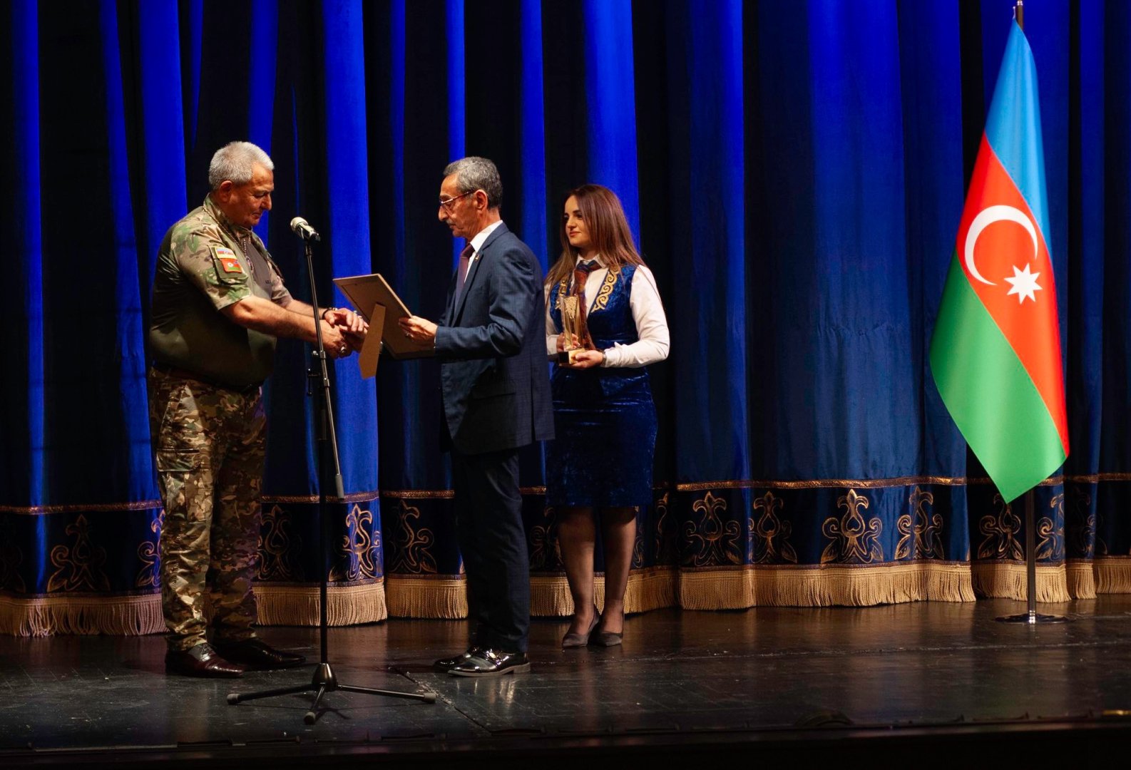 Победе Азербайджана посвящается - творческие деятели удостоены премии ZƏFƏR (ФОТО)