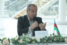 Представлено творческое наследие мастеров-таристов Мамедхана Бакиханова и Кямиля Ахмедова (ФОТО)