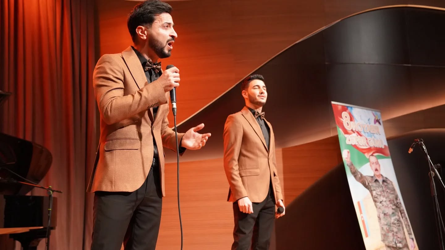 В Баку состоялся вечер патриотической песни, посвященный Дню Конституции и Дню Победы (ФОТО)