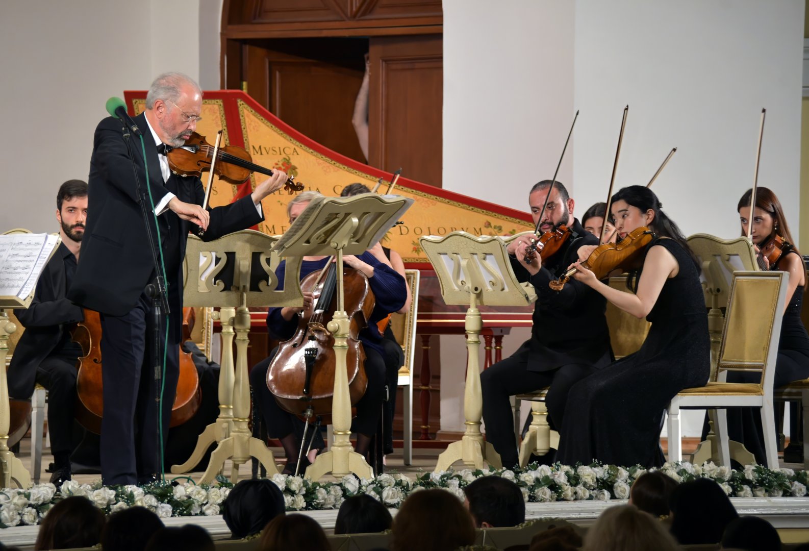 Дмитрий Ситковецкий - возвращение к истокам. Маэстро мирового масштаба о Баку, семье, памяти и музыке, рождающейся из корней (ФОТО)