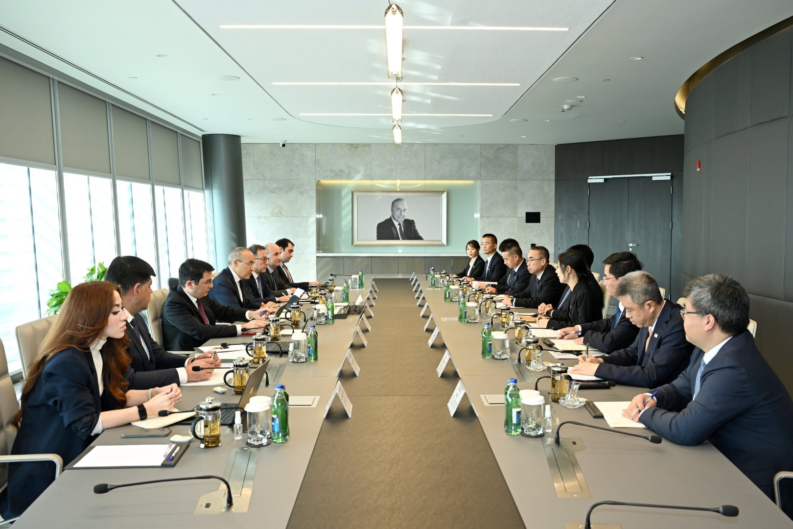 Азербайджан обсудил с китайской компанией вопросы капиталовложений в энергосектор